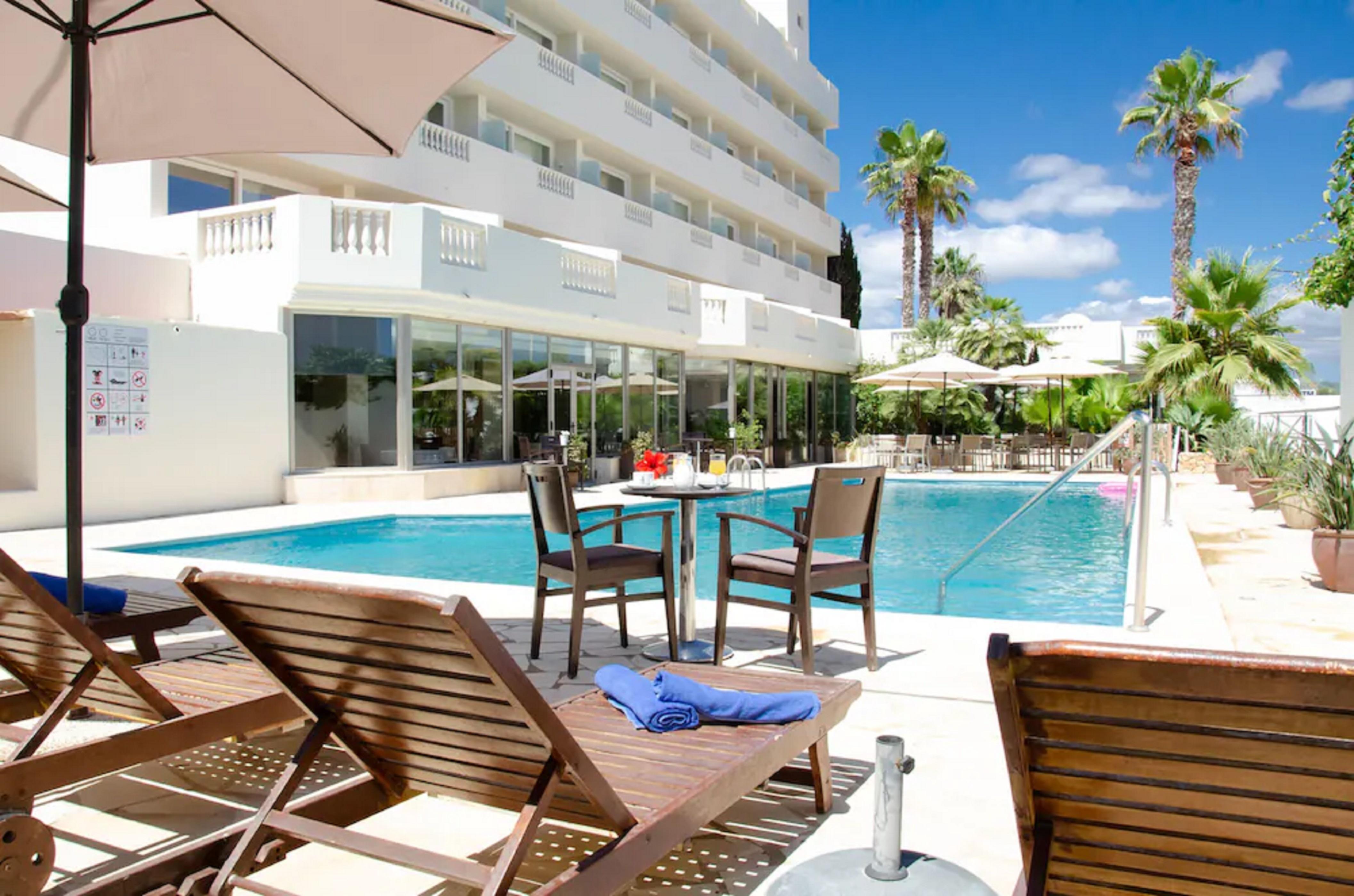 Fergus Paraiso Beach - Adults Only Ibiza-stad Buitenkant foto